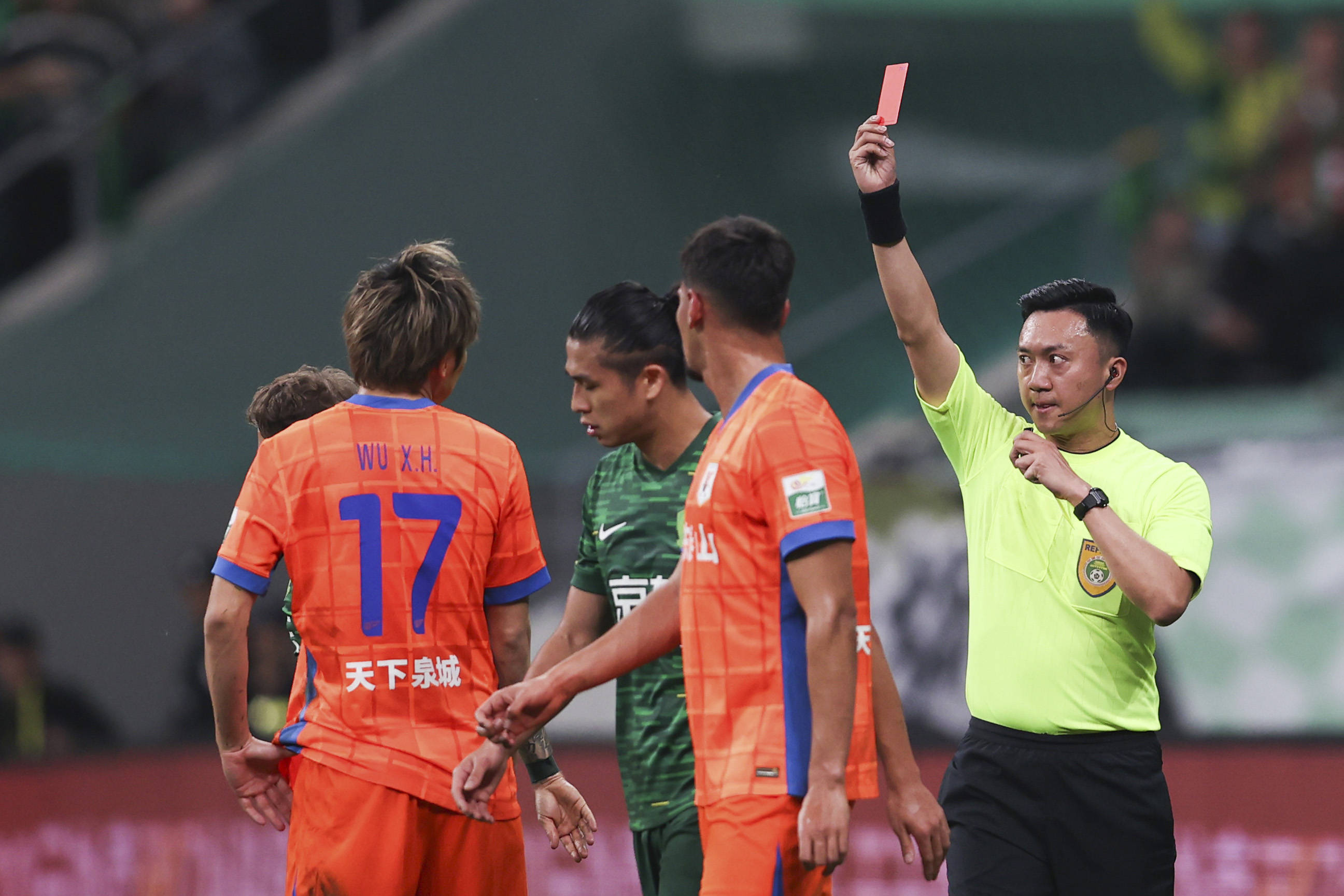 集结日中超焦点战，巴塞罗那篮板制胜，压力陡增，数据趋势出现新变化的简单介绍